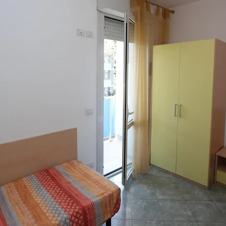 Lejlighed Colorful Flat By The Lo Stallone
