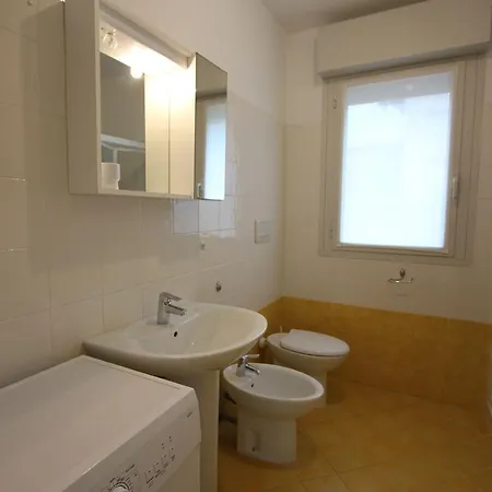 Daire Colorful Flat By The